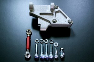 SR20DET用ローマウント・パワステポンプブラケット