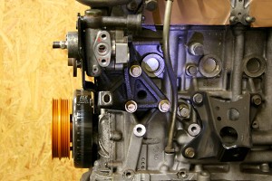 SR20DET用ローマウント・パワステポンプブラケット　ポンプ取付状態（純正ノーマル）